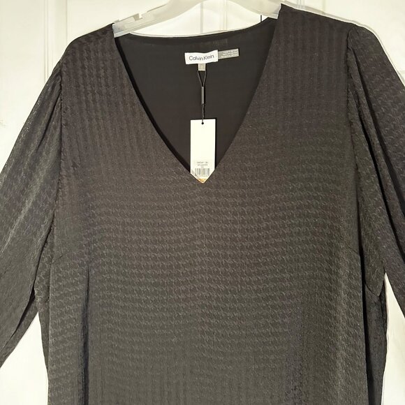 Calvin Klein Women's V-Neck Textured Blouse Size 2X Black 3/4 Sleeve Top - Picture 3 of 12